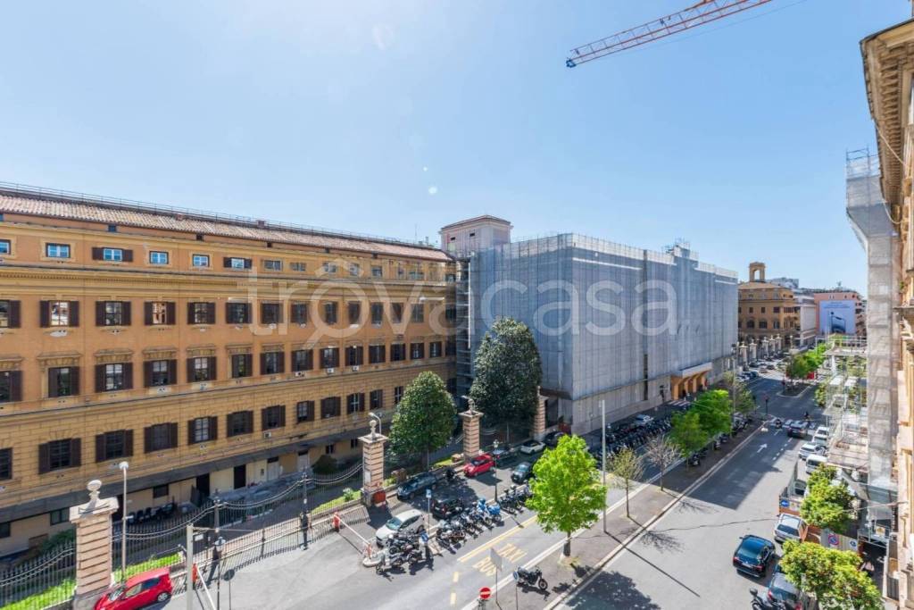 appartamento in vendita a Roma in zona Ludovisi/Sallustiano