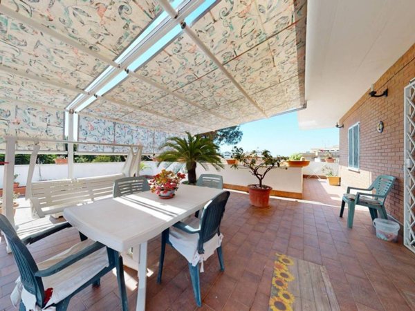appartamento in vendita a Roma in zona Acilia