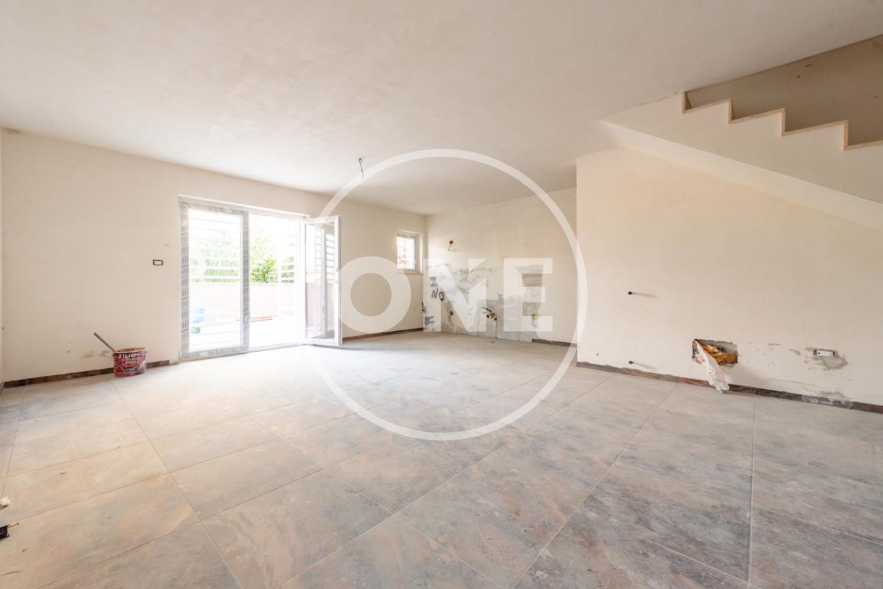 appartamento in vendita a Roma in zona Ponte di Nona