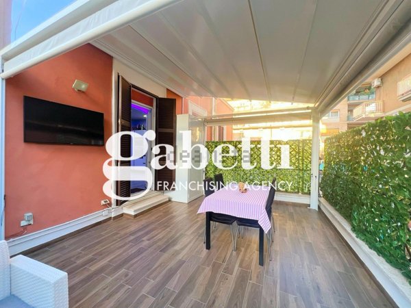 appartamento in vendita a Roma in zona Prenestino-Centocelle