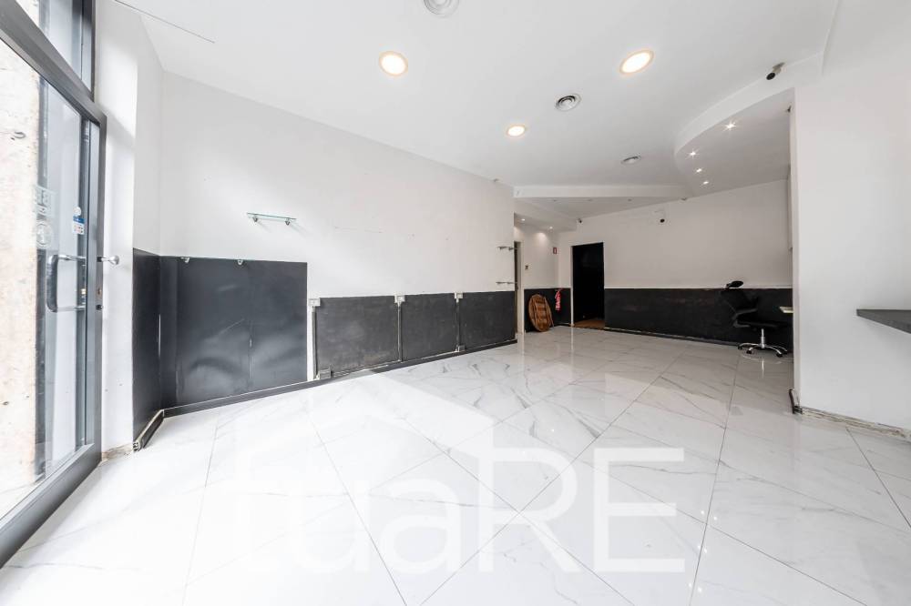 negozio in vendita a Roma in zona Aurelio