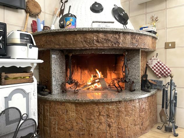 casa indipendente in vendita a Roma in zona Casal Palocco