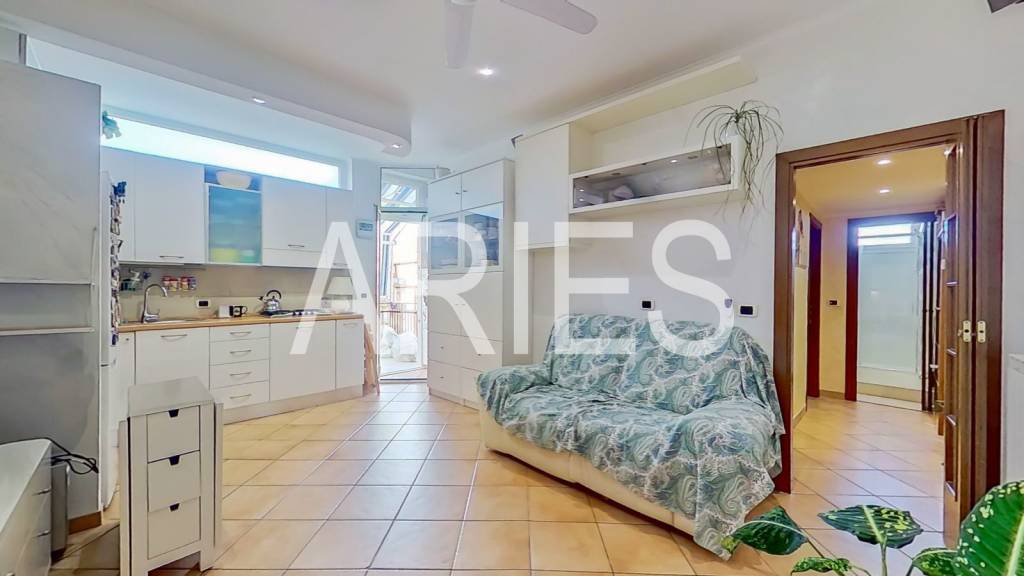 appartamento in vendita a Roma in zona Ostia