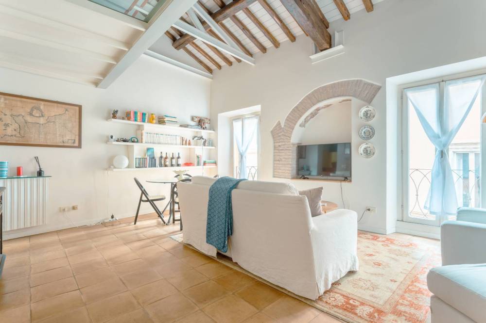 appartamento in vendita a Roma in zona Rione di Ponte