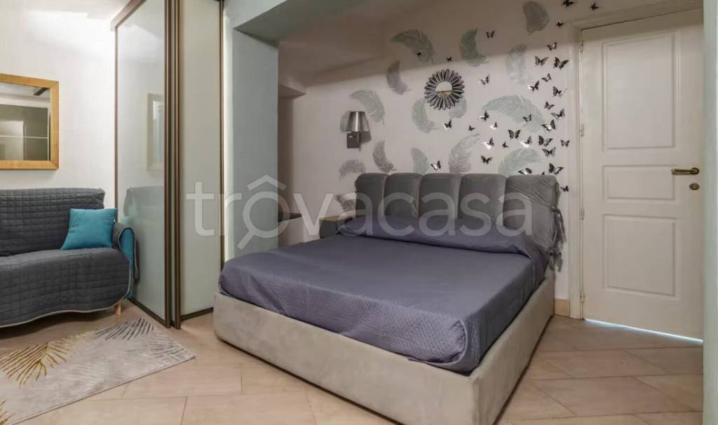 appartamento in vendita a Roma in zona Rione Monti/Campitelli