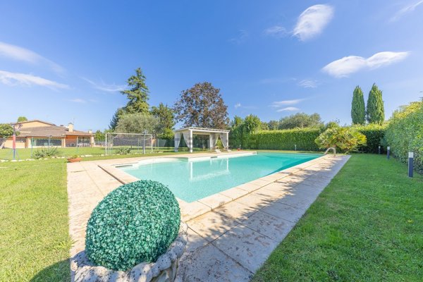 casa indipendente in vendita a Roma in zona Olgiata