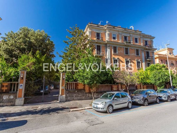appartamento in vendita a Roma in zona Nomentano