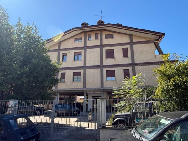 appartamento in vendita a Roma in zona Torre Maura