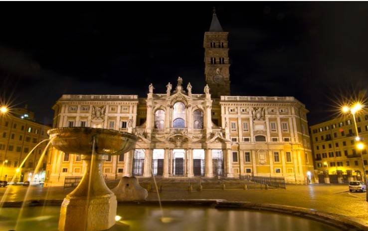 negozio in vendita a Roma in zona Rione Monti/Campitelli