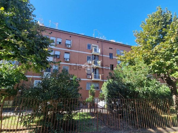 appartamento in vendita a Roma in zona Appio Claudio