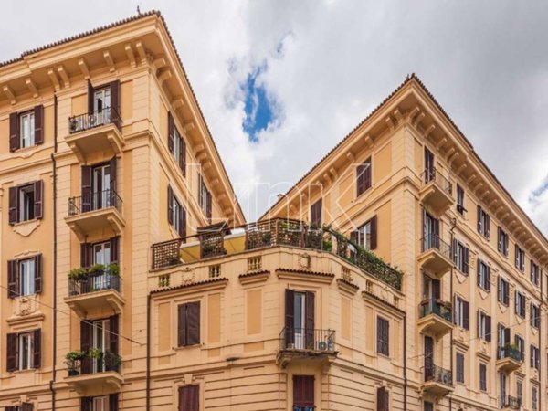 appartamento in vendita a Roma in zona Della Vittoria