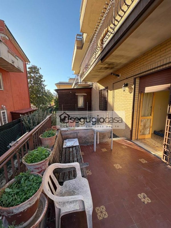 appartamento in vendita a Roma in zona Tor di Quinto