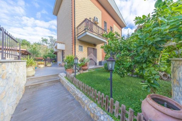 casa indipendente in vendita a Roma in zona Tor Sapienza