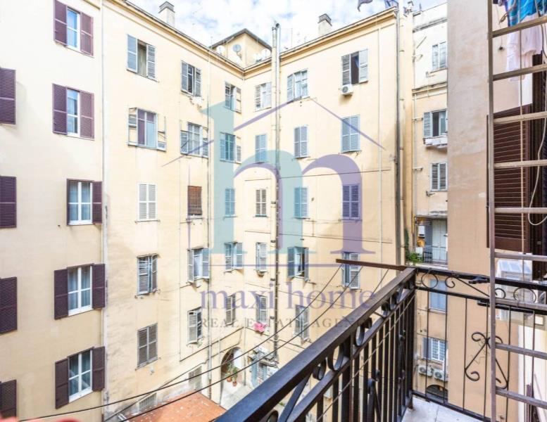 appartamento in vendita a Roma in zona Esquilino