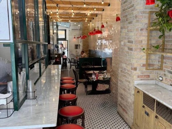 negozio in vendita a Roma in zona Rione Borgo