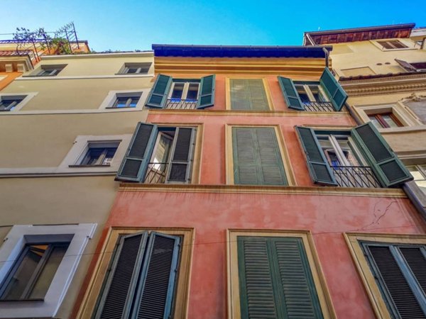 appartamento in vendita a Roma in zona Rione di Ponte