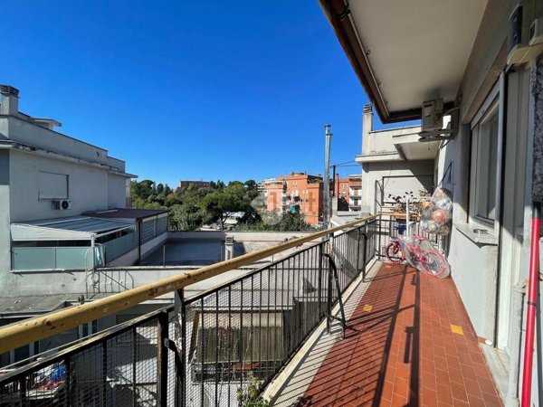 appartamento in vendita a Roma in zona Portuense