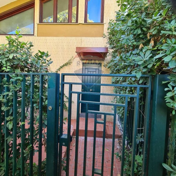 appartamento in vendita a Roma in zona Gianicolense