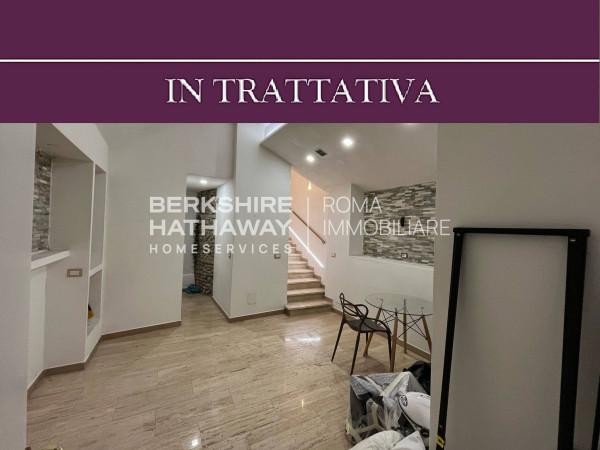 appartamento in vendita a Roma in zona Parione/Sant'Eustachio