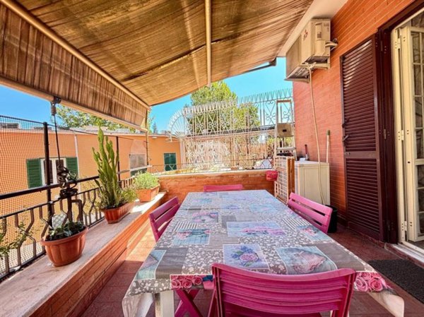 appartamento in vendita a Roma in zona Portuense