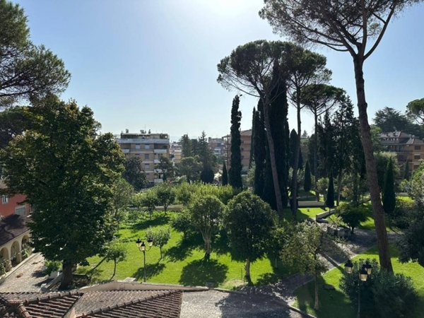 appartamento in vendita a Roma in zona Tor di Quinto