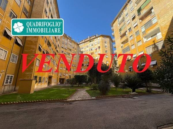 appartamento in vendita a Roma in zona Don Bosco