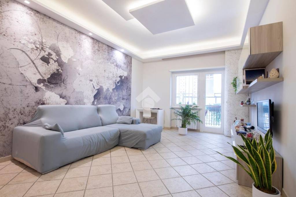 appartamento in vendita a Roma in zona Ostia