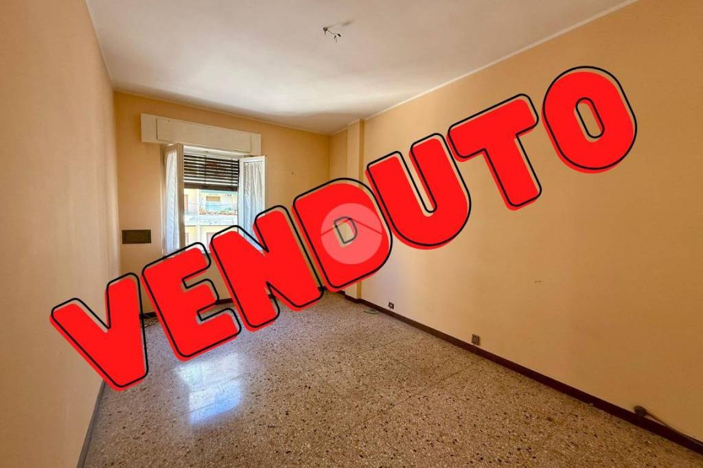 appartamento in vendita a Roma in zona Ostiense