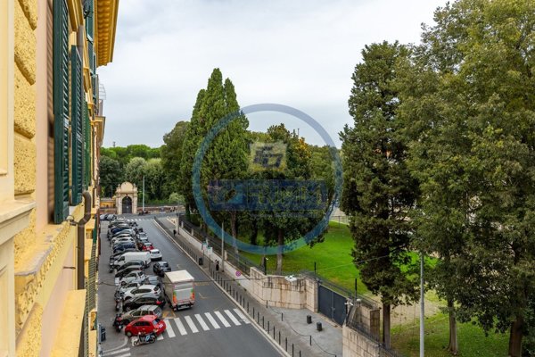 appartamento in vendita a Roma in zona Castro Pretorio