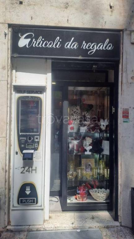 negozio in vendita a Roma in zona Flaminio