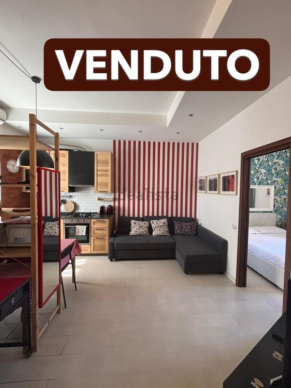 appartamento in vendita a Roma in zona Tuscolano