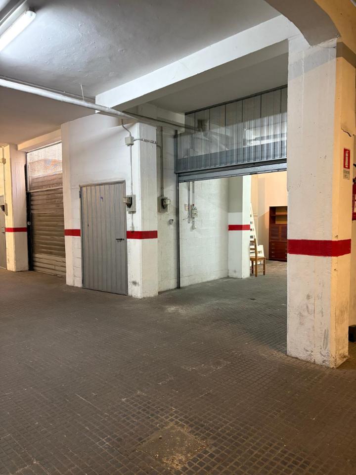 negozio in vendita a Roma in zona Trastevere