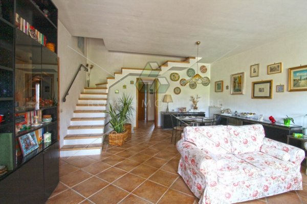 casa indipendente in vendita a Roma in zona Infernetto