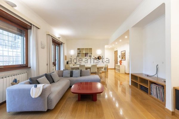 appartamento in vendita a Roma in zona Lunghezza