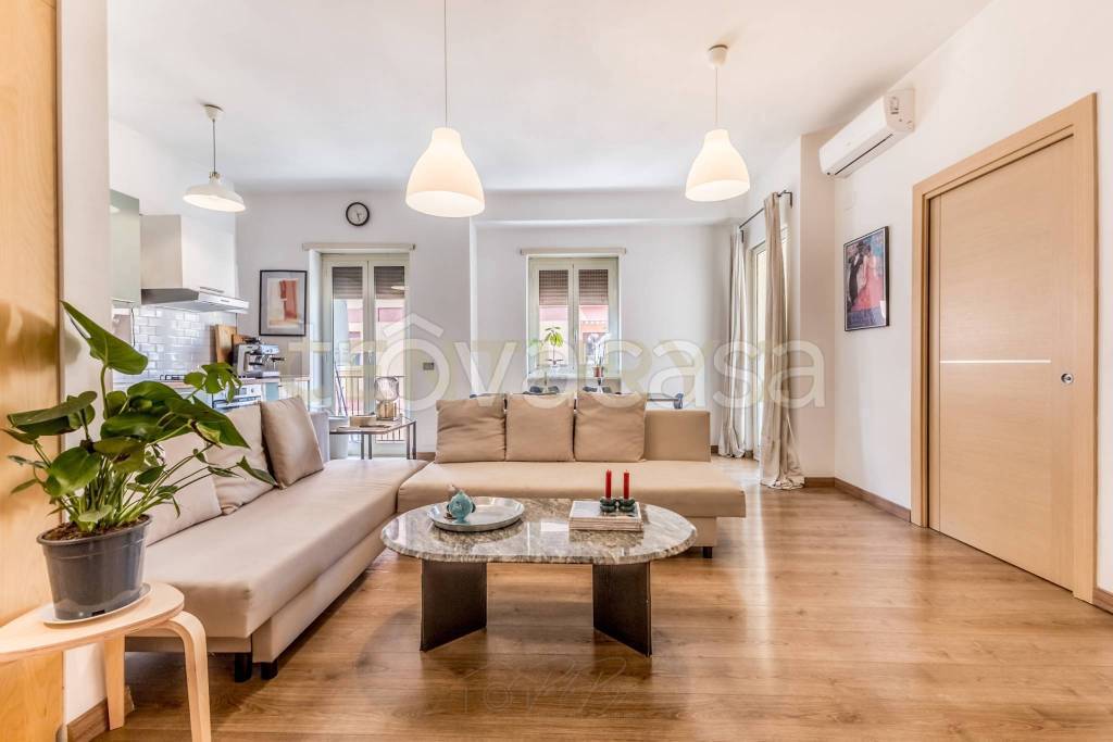 appartamento in vendita a Roma in zona Gianicolense