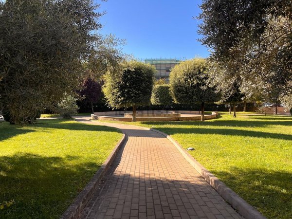 appartamento in vendita a Roma in zona Romanina