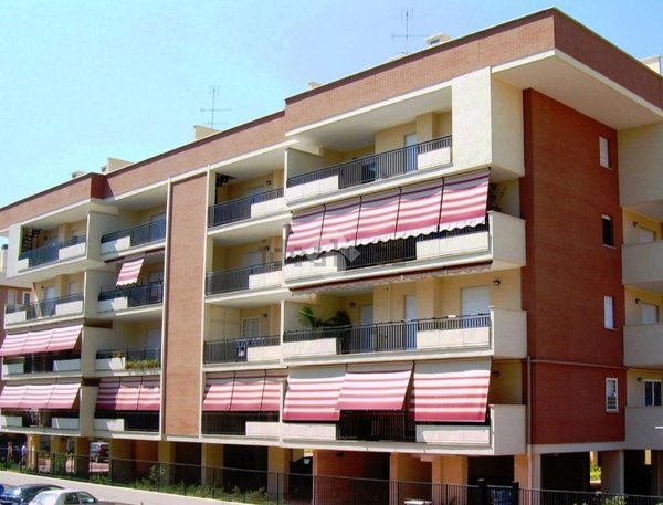 appartamento in vendita a Roma in zona Ponte di Nona