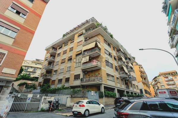 appartamento in vendita a Roma in zona Ponte Mammolo