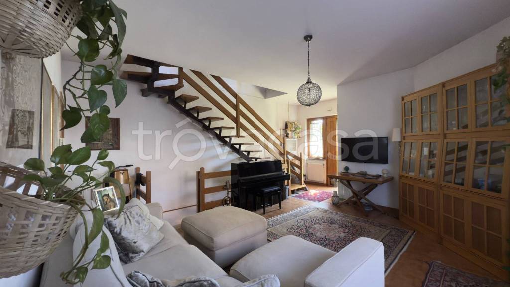 casa indipendente in vendita a Roma in zona Casal Morena