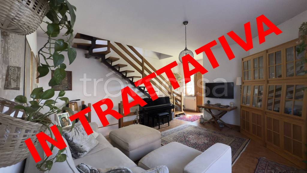 casa indipendente in vendita a Roma in zona Casal Morena