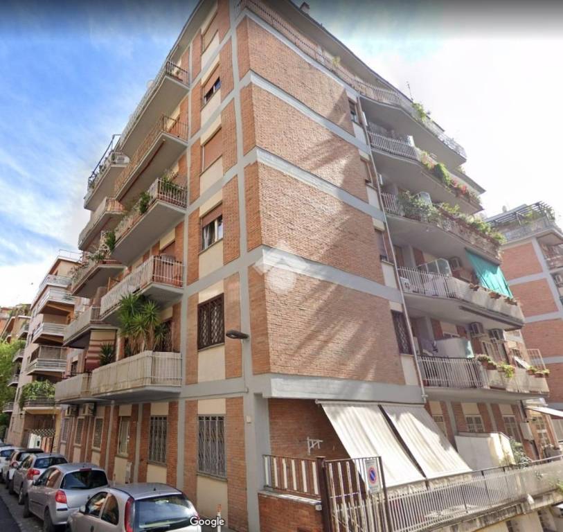 appartamento in vendita a Roma in zona Della Vittoria