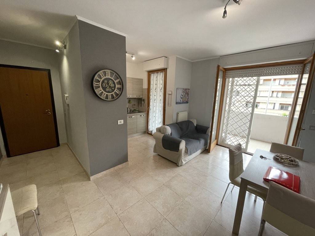appartamento in vendita a Roma in zona Ponte di Nona