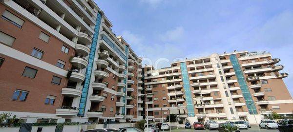 appartamento in vendita a Roma in zona Acilia