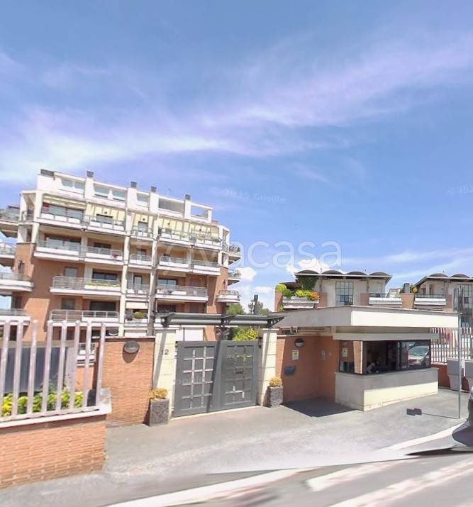 appartamento in vendita a Roma in zona Ostiense