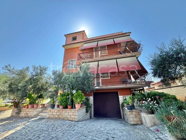 appartamento in vendita a Roma in zona Ponte Mammolo