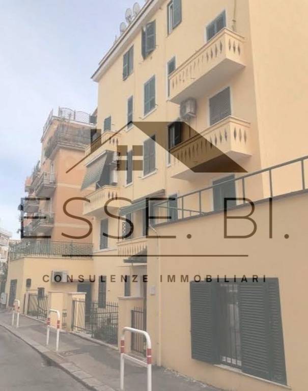 appartamento in vendita a Roma in zona Gianicolense