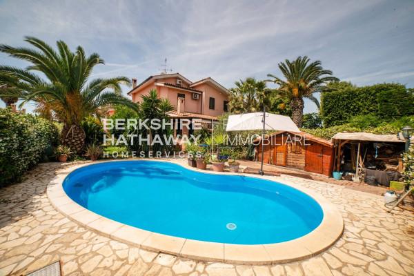 casa indipendente in vendita a Roma