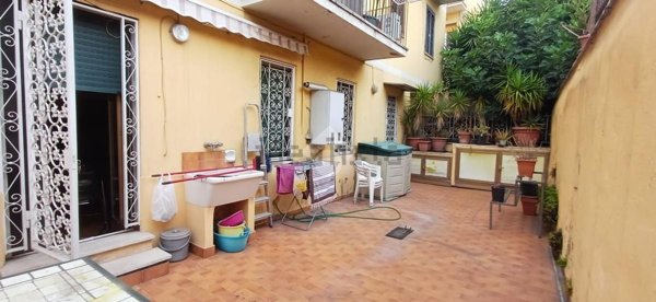 appartamento in vendita a Roma in zona Appio Pignatelli