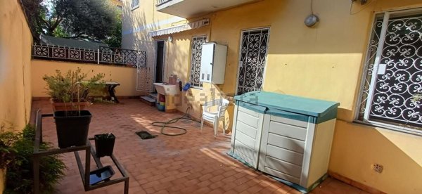 appartamento in vendita a Roma in zona Appio Pignatelli