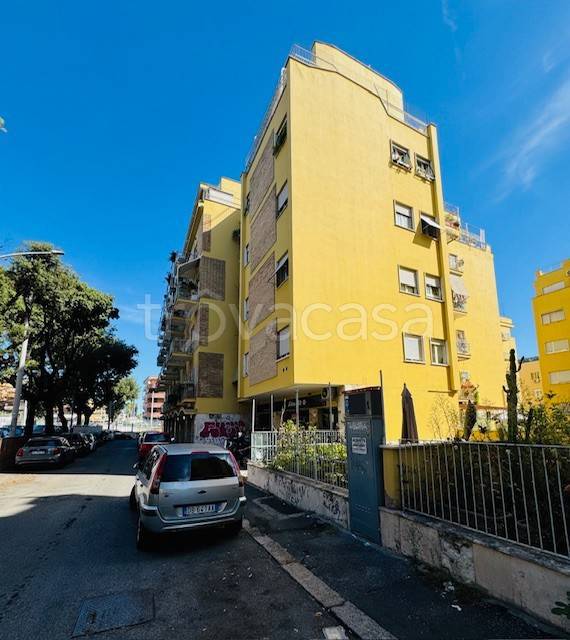 appartamento in vendita a Roma in zona Monte Sacro/Talenti